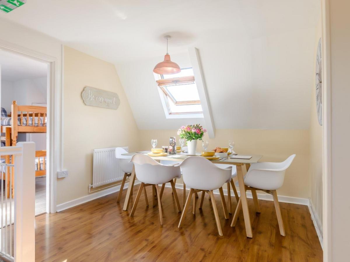 Waters Edge Apartment Ystradgynlais Exterior foto